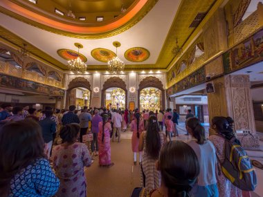 Pune, Hindistan - 17 Mayıs 2024: Pune Hindistan 'daki Lord Balaji' nin Hindu Tapınağı. Lord Balaji, Lord Vishnu 'nun vücut bulmuş hali olarak kabul edilir..