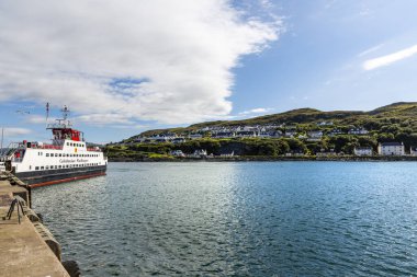 MALLAIG, SCOTLAND 2022, August 17: cars embarking in the port of Mallaig to reach the Isle of Sky clipart