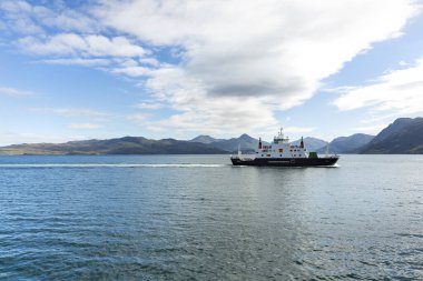 MIG, SCOTLAND 2022, 17 Ağustos Hebrides Denizi. Fotoğraf, Mallaig 'i Skye Adası' na bağlayan feribottan alındı.
