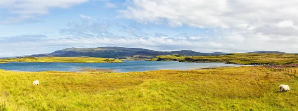Breathtaking Scenery You Travel Streets Isle Skye Scotland — Stockfoto