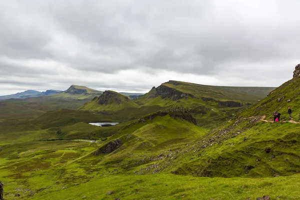 Изображение Эффектного Пейзажа Куинга Острове Скай Летом Шотландия — стоковое фото