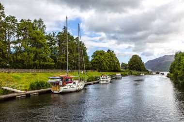 İskoçya 'daki ünlü Loch Ness.
