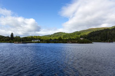 İskoçya 'daki ünlü Loch Ness.