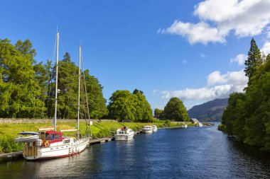 İskoçya 'daki ünlü Loch Ness.