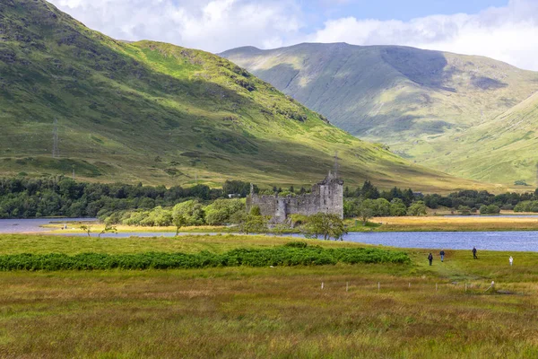 Kilchurn Castle Located Homonymous Town Argyll Positioned Isthmus Rock End — стоковое фото