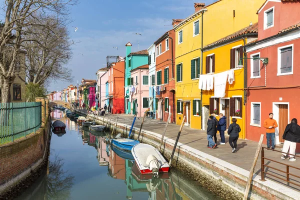 Murano Itália 2023 Fevereiro Impressionante Imagem Ilha Burano Dia Brilhante — Fotografia de Stock