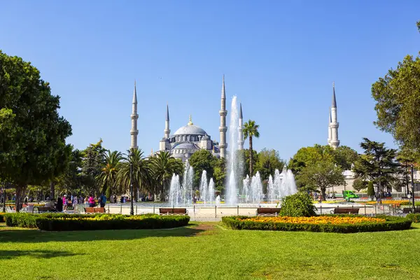 Schöne Ansicht Der Außenseite Der Blauen Moschee Sultanahmet Camii Istanbul — Stockfoto