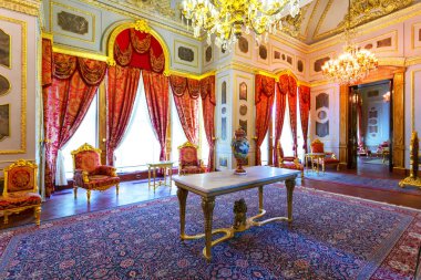 İSTANBUL, TURKEY 2023 Ağustos 03: İstanbul 'daki ünlü Topkapı Sarayı' nın güzel manzarası