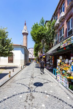 İSTANBUL, TURKEY 2023, Ağustos 04: İstanbul 'un en tarihi bölgelerinden biri, renk ve yaşam dolu