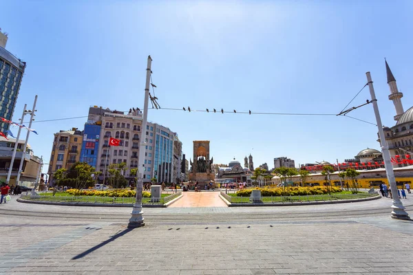 Schöne Ansicht Des Taksim Platzes Taksim Meydan Mit Dem Atatürk — Stockfoto