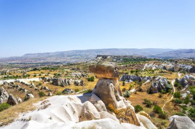 Devrent Valley, Cappadocia, Nevsehir, Türkiye 'deki Three Graces, rock Hills