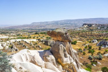 Devrent Valley, Cappadocia, Nevsehir, Türkiye 'deki Three Graces, rock Hills