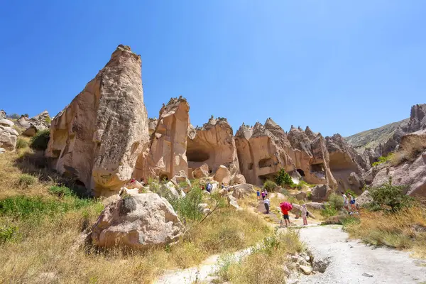 Kapadokya 'da Zelve Açık Hava Müzesi. Türkiye 'nin tarihi yerleri ve simgeleri
