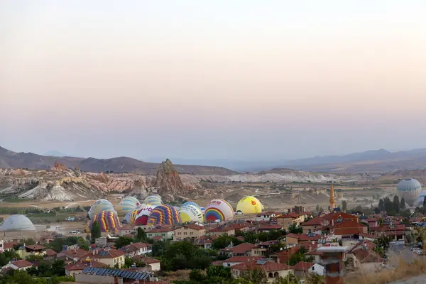 Cavusin Turquie 2023 Août Vol Montgolfière Grande Attraction Touristique Cappadoce Images De Stock Libres De Droits
