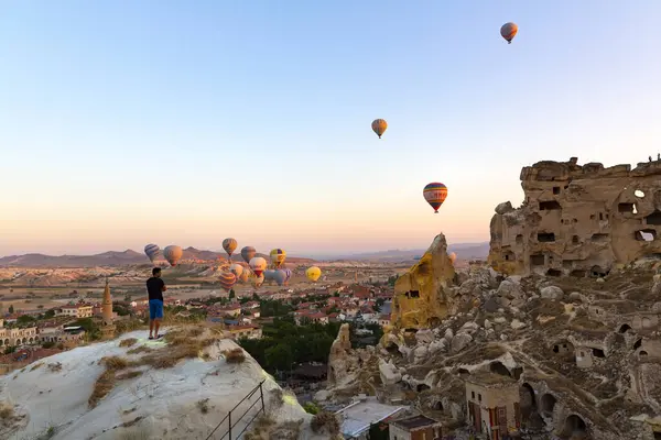 Cavusin Turquie 2023 Août Vol Montgolfière Grande Attraction Touristique Cappadoce Image En Vente