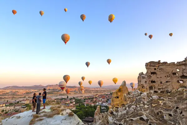 Cavusin Turquie 2023 Août Vol Montgolfière Grande Attraction Touristique Cappadoce Images De Stock Libres De Droits