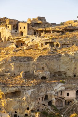 Cappadocia, Türkiye 'deki Cavusin' in güzel manzarası