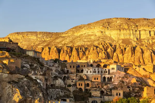 Bellissimo Paesaggio Scorcio Cavusin Cappadocia Turkiye Foto Stock Royalty Free