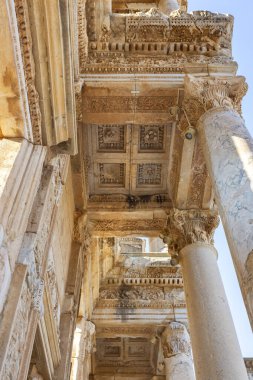 Türkiye 'nin güneybatısında çok önemli bir arkeoloji sahası olan Efes' in güzel manzarası