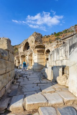 Türkiye 'nin güneybatısında çok önemli bir arkeoloji sahası olan Efes' in güzel manzarası