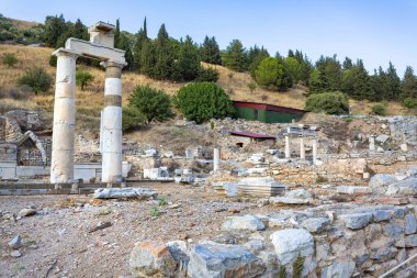 Türkiye 'nin güneybatısında çok önemli bir arkeoloji sahası olan Efes' in güzel manzarası