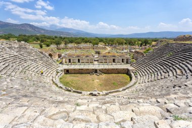 Aphrodisias, Türkiye 'nin Meander Vadisi' nde yer alan bir Yunan-Helenistik kentidir.
