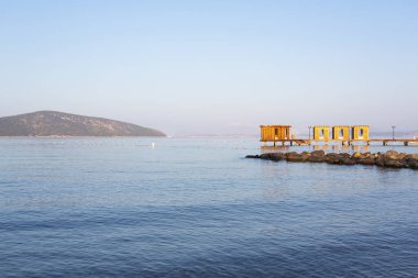 Şafak vakti Türkiye 'de Bodrum Denizi' nin güzel manzarası