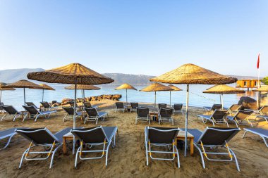 Şafak vakti Türkiye 'de Bodrum Denizi' nin güzel manzarası