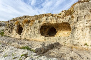 Syracuse, Sicilya 'daki Neapolis' in içindeki Sepulchres Caddesi (Mezarlar)