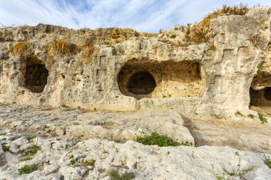 Syracuse, Sicilya 'daki Neapolis' in içindeki Sepulchres Caddesi (Mezarlar)