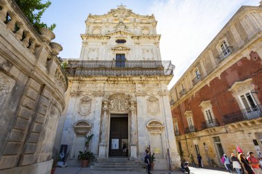 SYRACUSE, SICILY 2023 Kasım 04: Ortigia, Syracuse, Sicilya 'daki Santa Lucia alla Badia Kilisesi