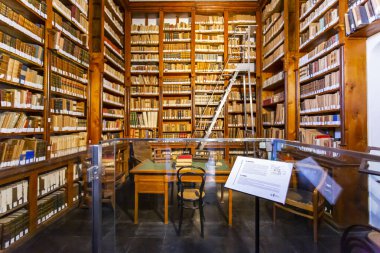 RAGUSA, SICILY 2023 5 Kasım: Sicilya 'nın Ragusa ilindeki Donnafugata Şatosu' nu ziyaret edin