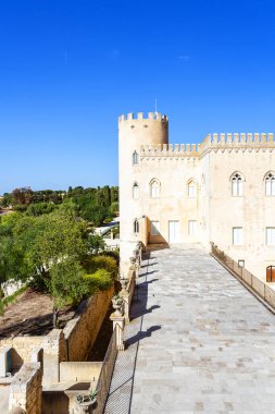 RAGUSA, SICILY 2023 5 Kasım: Donnafugata Kalesi, Sicilya 'nın güzel dış yüzünü ziyaret edin