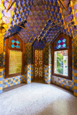 BARCELONA, SPAIN - 4 Ocak 2024: Modernist Casa Vicens evi Antoni Gaudi tarafından tasarlandı