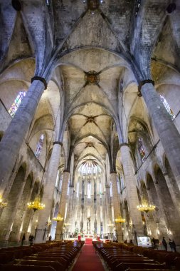 BARCELONA, İspanya - 5 Ocak 2024: Barcelona. Katalonya. İspanya. Santa Maria del Mar Kilisesi, Denizlerin Aziz Mary 'si