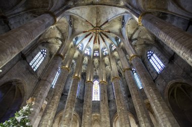 BARCELONA, İspanya - 5 Ocak 2024: Barcelona. Katalonya. İspanya. Santa Maria del Mar Kilisesi, Denizlerin Aziz Mary 'si