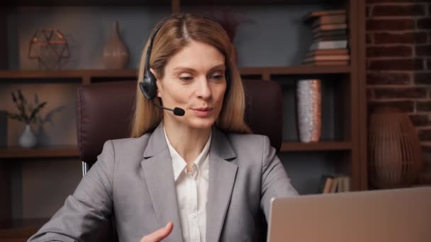 Young Confident Business Woman Make Conference Call Office Smart Female — Stock Video