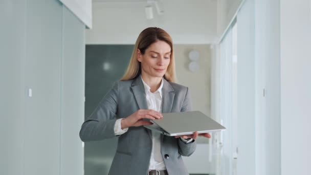 Satisfied Business Woman Rejoys Well Done Work Closing Laptop Computer — Video Stock