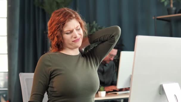 Pain Neck Closeup Sick Tired Red Hair Woman Workplace Suffering — Stockvideo
