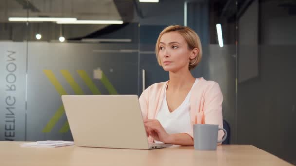 Beautiful Thoughtful Woman Works Diligently Laptop Office Girl Focused Detail — Stock Video