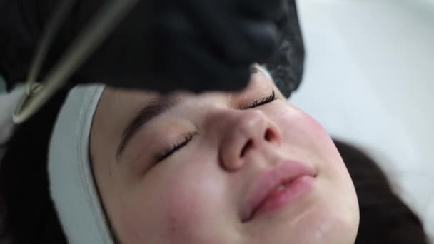 Enjeksiyonsuz Oksijen Mezoterapisi Acı Duymadan Cildindeki Kozmetik Kusurları Etkili Bir — Stok video