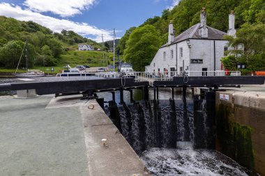 CRINAN ARGYLL & BUTE, SCOTLAND, İngiltere, 30 Mayıs. 30 Mayıs 2024 'te İskoçya' nın Argyll ve Bute kentindeki Crinan manzarası