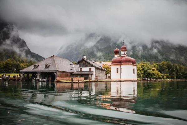 Konigssee Egy Természetes Tipikus Hajókirándulás Extrém Délkelet Berchtesgadener Land Németország — Stock Fotó