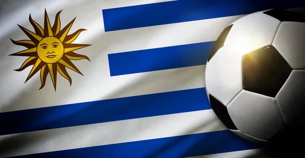 Состав Сборной Уругвая Классическим Мячом Траве Флагом Заднем Плане Вид — стоковое фото