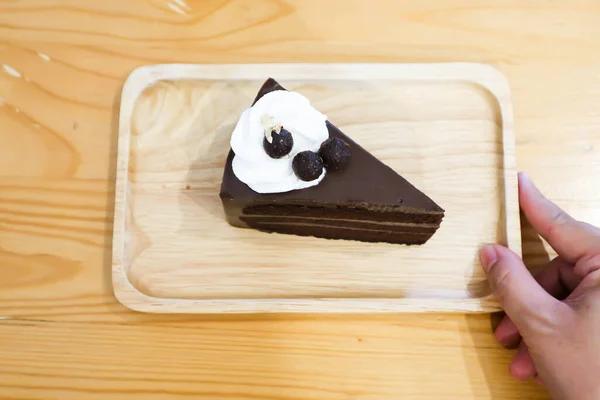 Kuchen Schokoladenkuchen Oder Schichtkuchen Mit Sahnebelag — Stockfoto