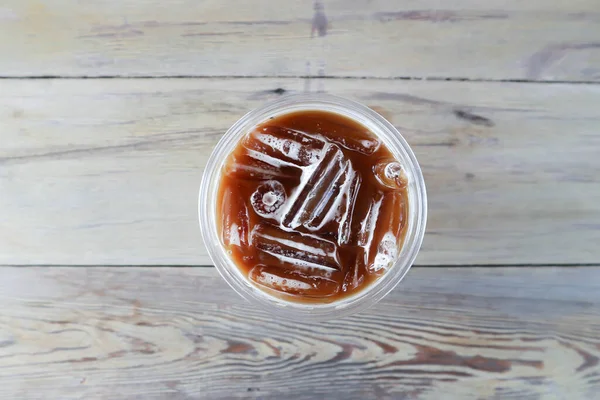 Americano kahvesi ya da soğuk americano, soğuk bira.