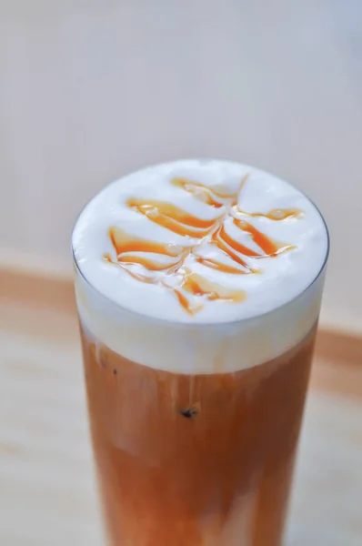 Heißer Kaffee Karamell Latte Kaffee Mit Karamell Belag — Stockfoto