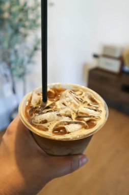 Kahve, buzlu kahve ya da buzlu latte ya da kahve ya da kahve.