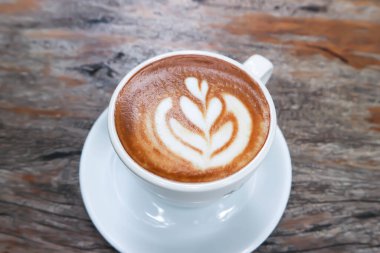 sıcak kahve, cappuccino kahve ya da latte kahve ya da sade kahve ya da latte sanat