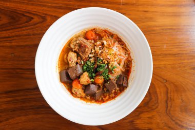 vermicelli veya thai vermicelli veya noodle, Thai noodle veya baharatlı noodle